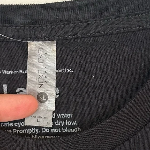 NEW Unisex Friends Joey ‘How You Doin' Black Tee - Size: Large - Picture 3 of 5